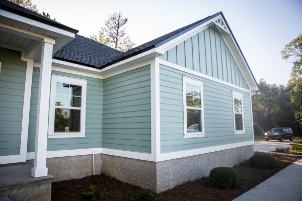 Residential Siding Repair in Tomball