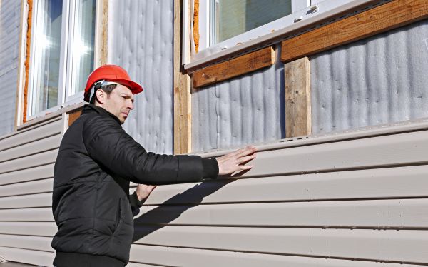 Vinyl Cladding Repair in Tomball