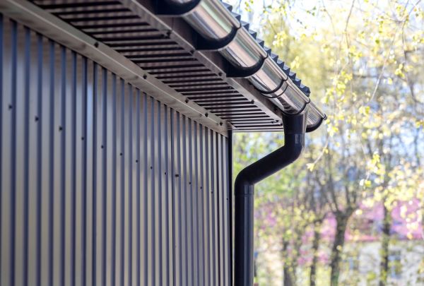 Sheet Metal Siding Repair in Tomball