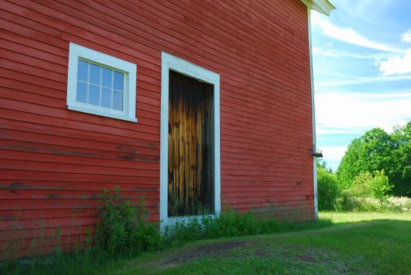 Wood Barn Siding Installation in Tomball